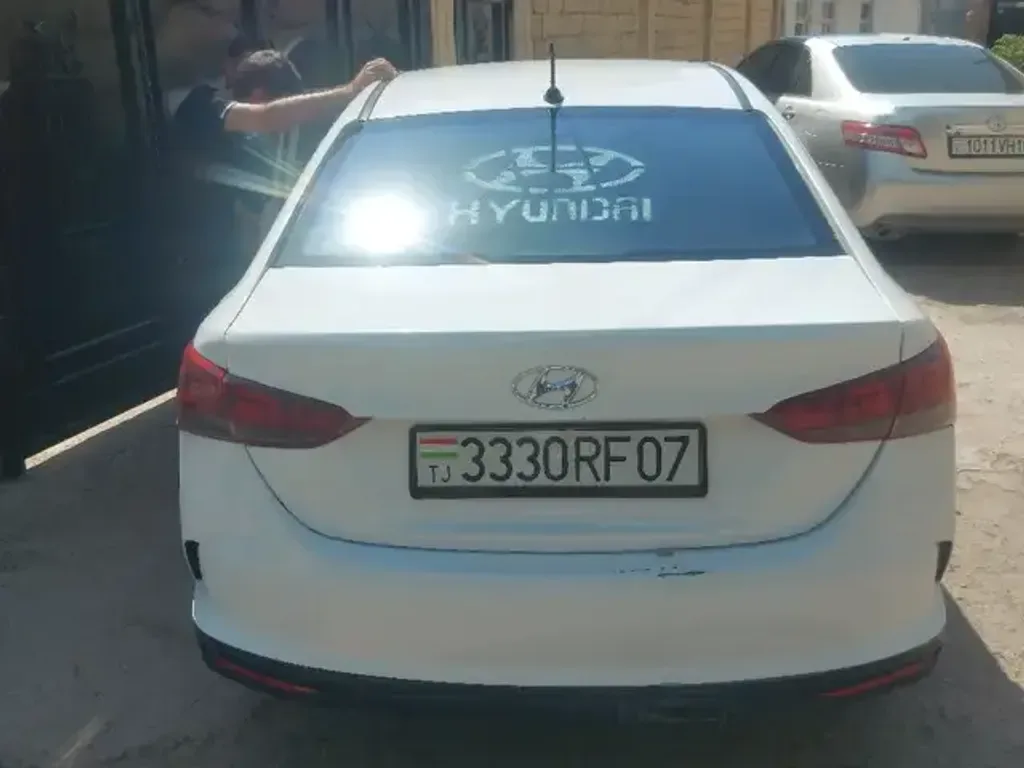Hyundai Solaris