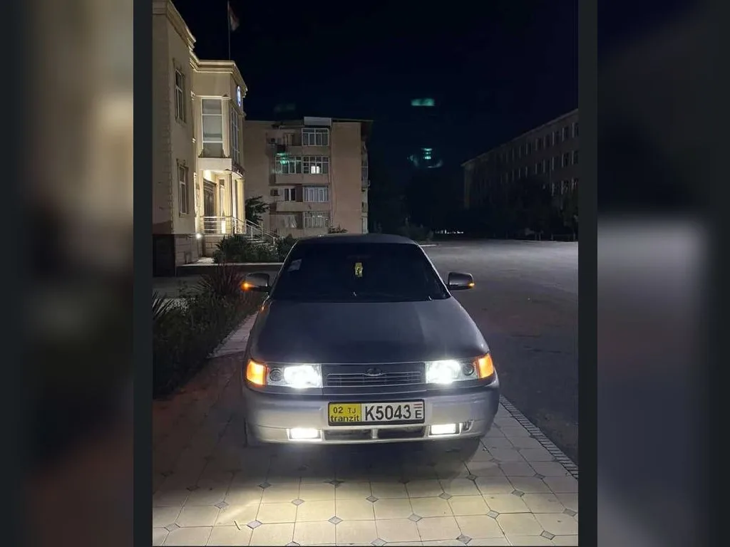 Lada 2106