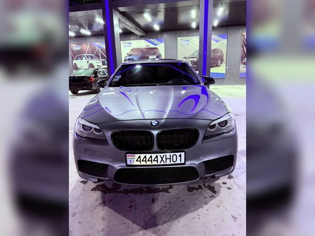 BMW M5