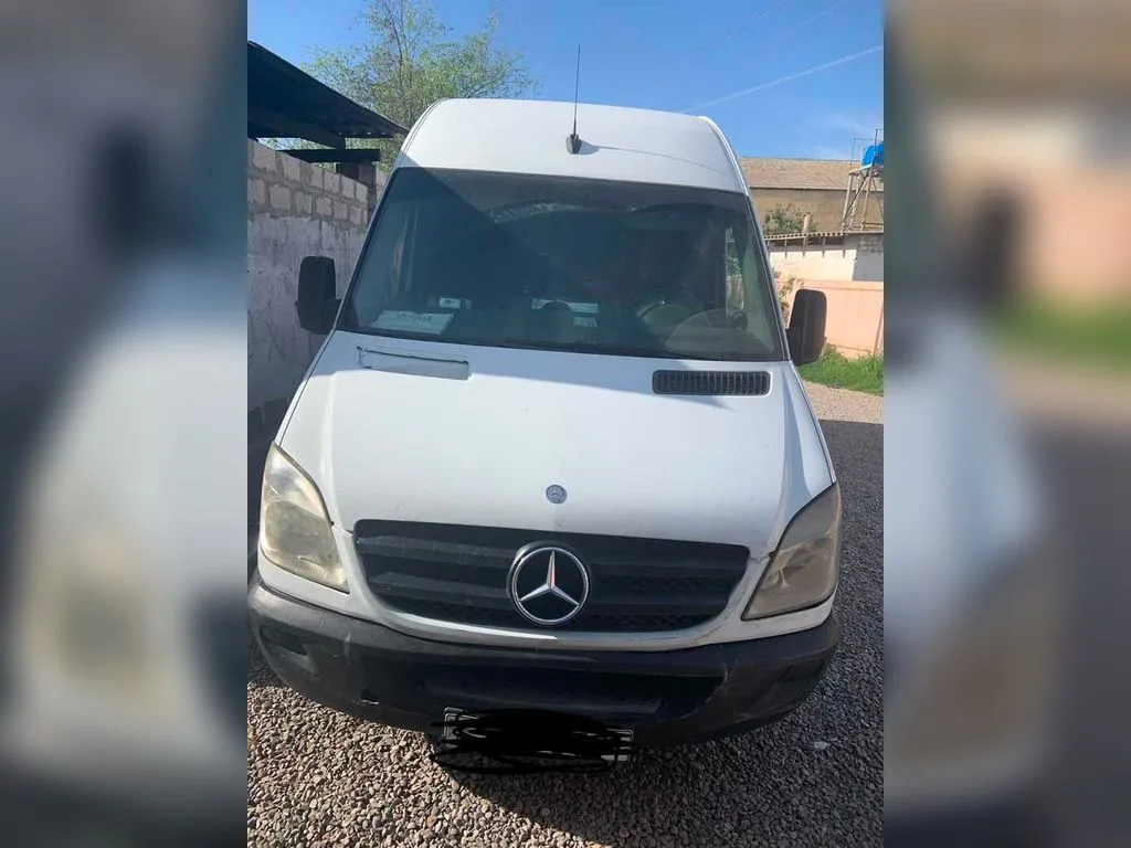 Фургон Мersedes-Benz sprinter