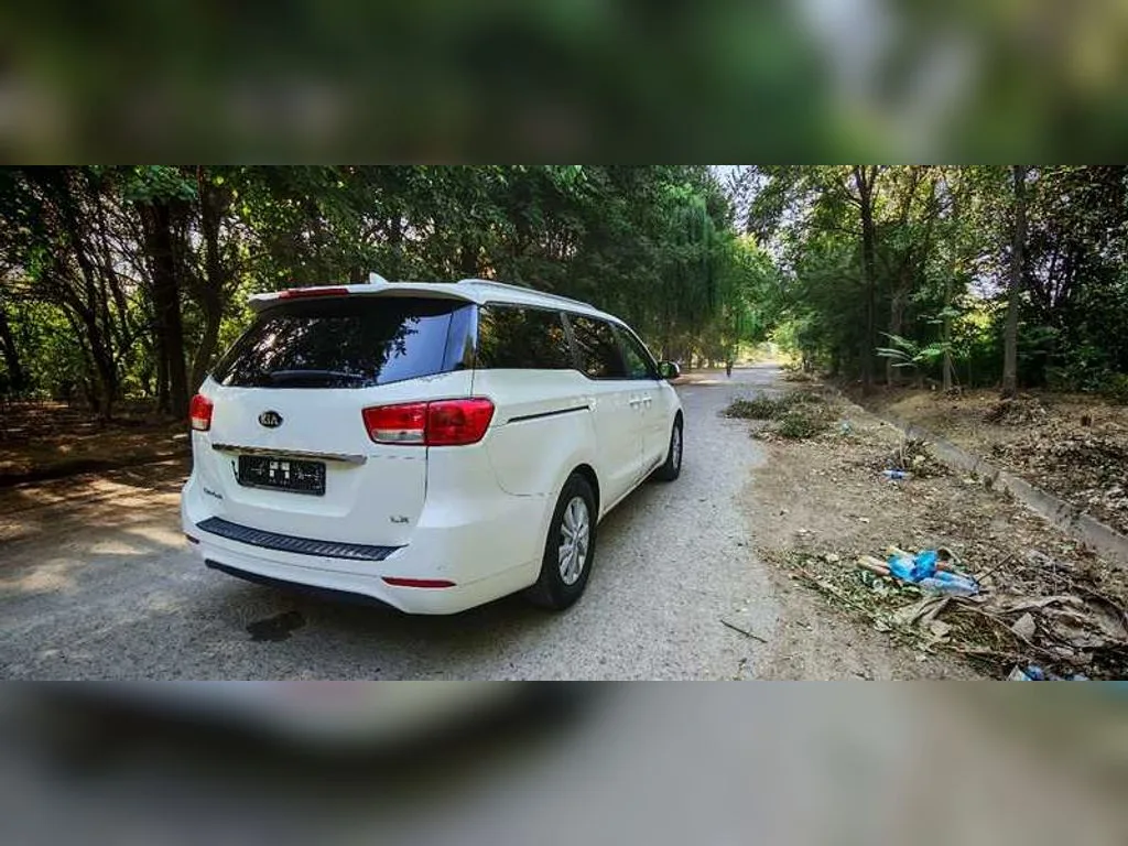 Kia Sedona
