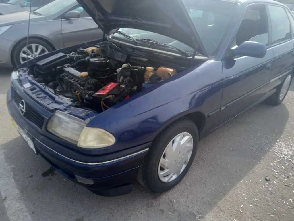 Opel Astra F