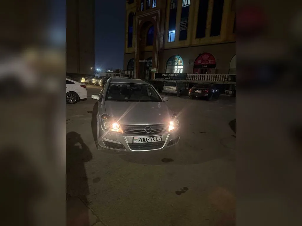 Opel Astra H