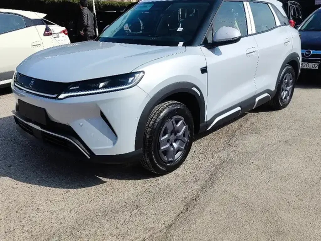 BYD Yuan UP