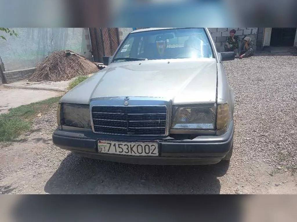Mercedes-Benz W124