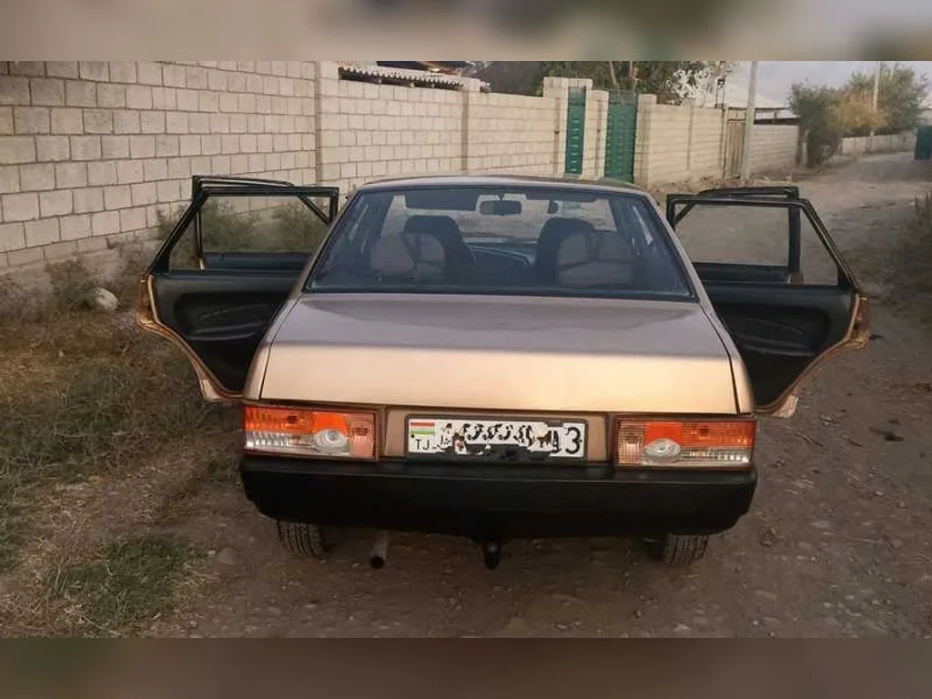 Lada 21099