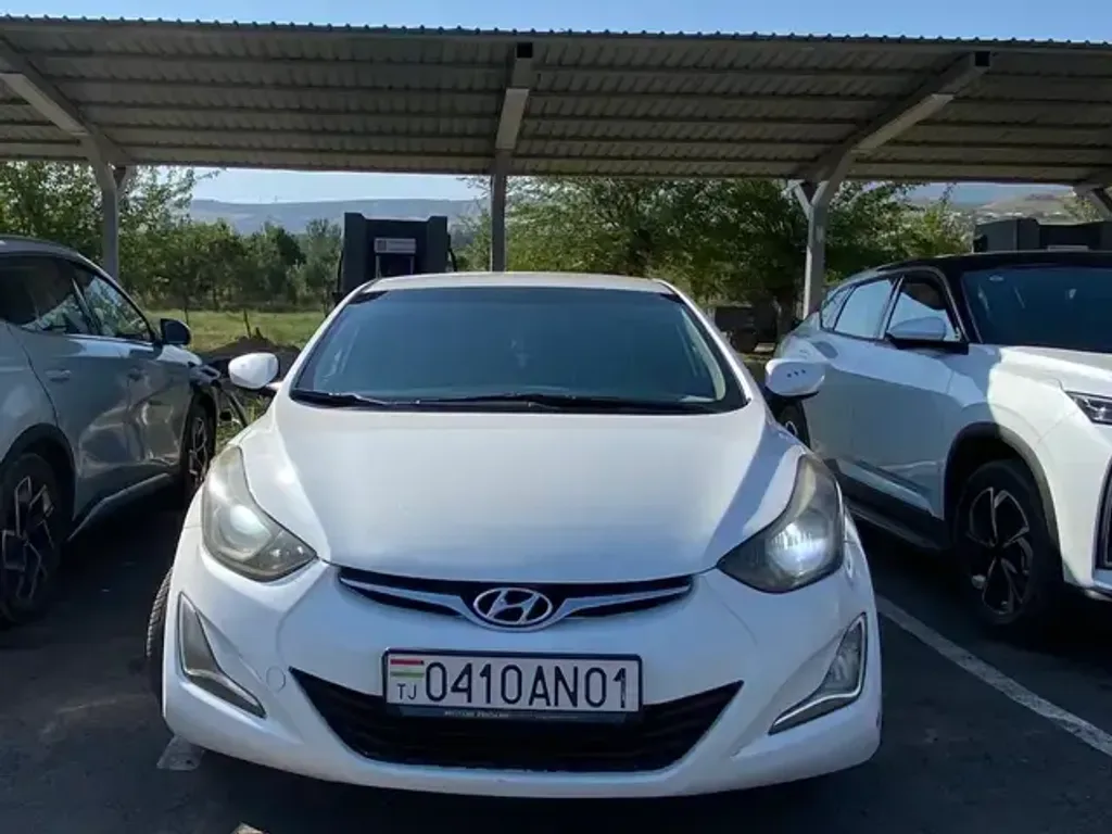 Hyundai Elantra