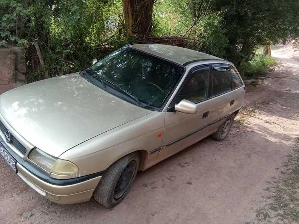 Opel Astra F