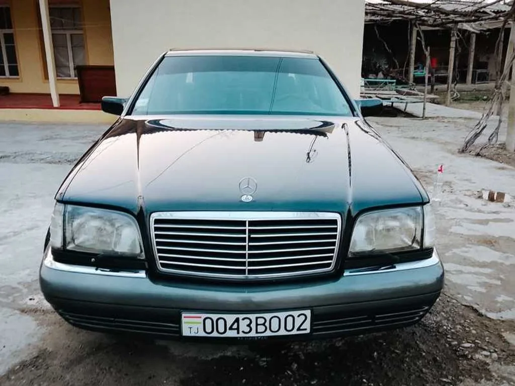 Mercedes-Benz S-Class