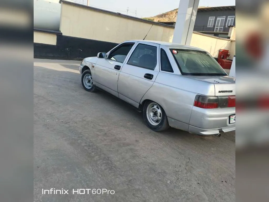 Lada 2110