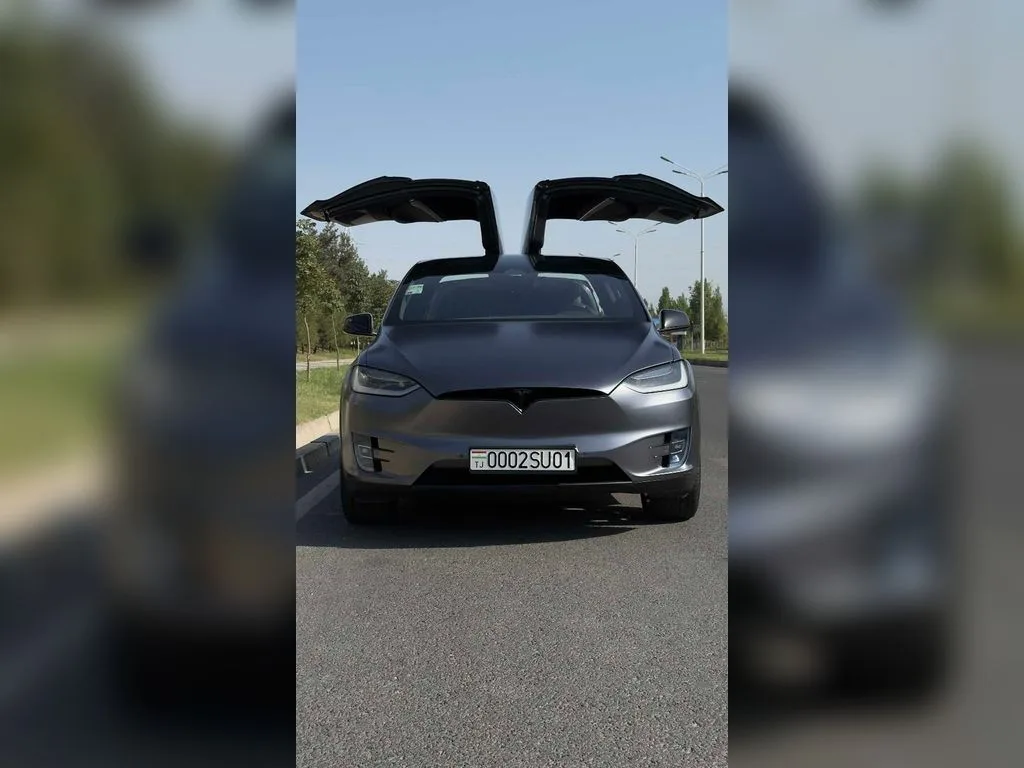 Tesla Model X