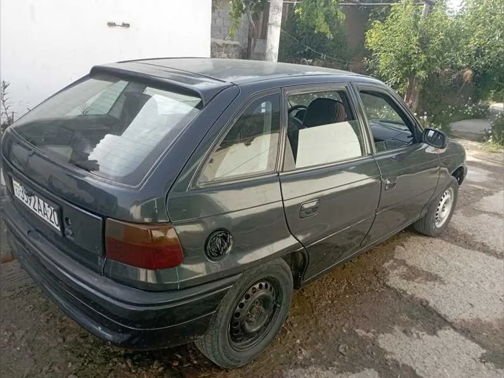 Opel Astra F
