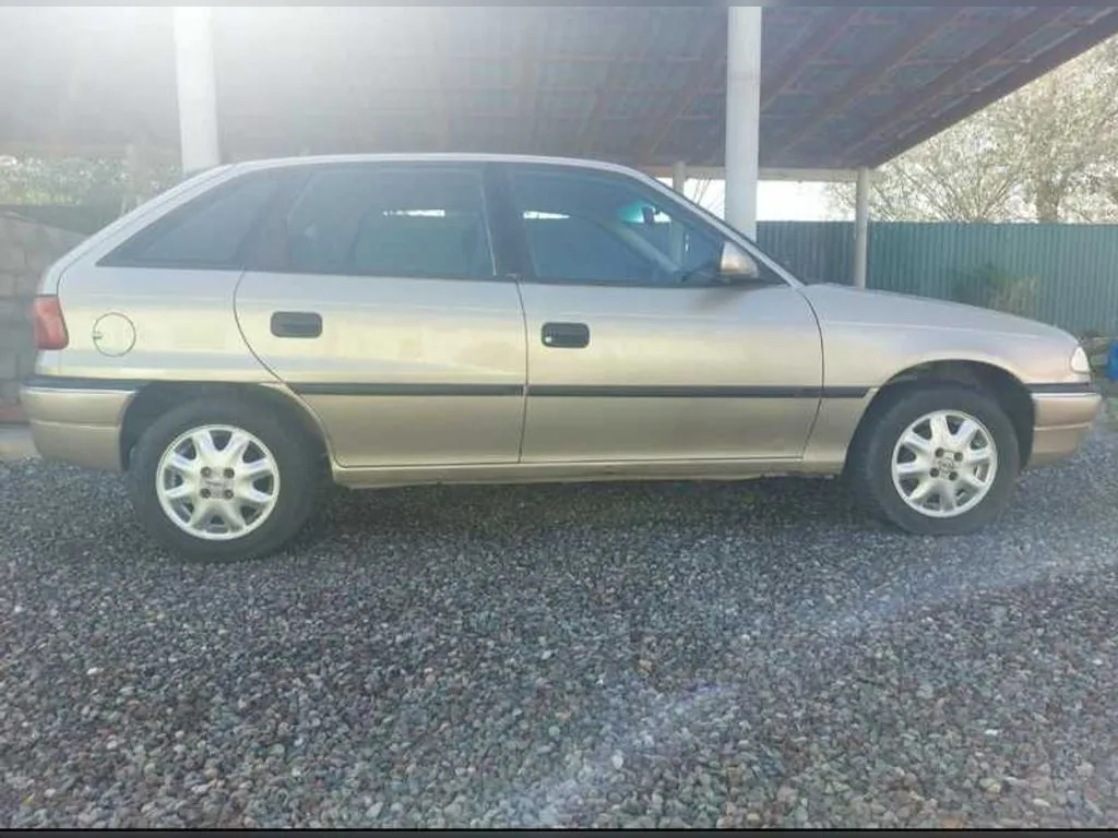 Opel Astra F