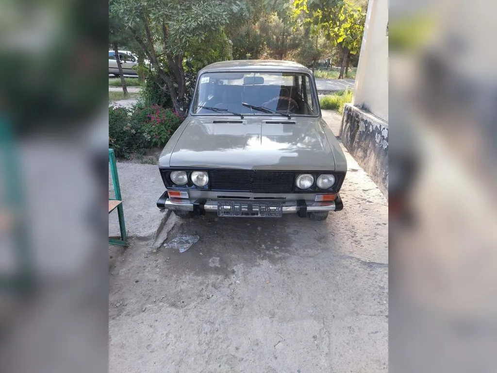 Lada 2106