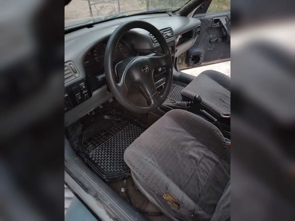 Opel Vectra A