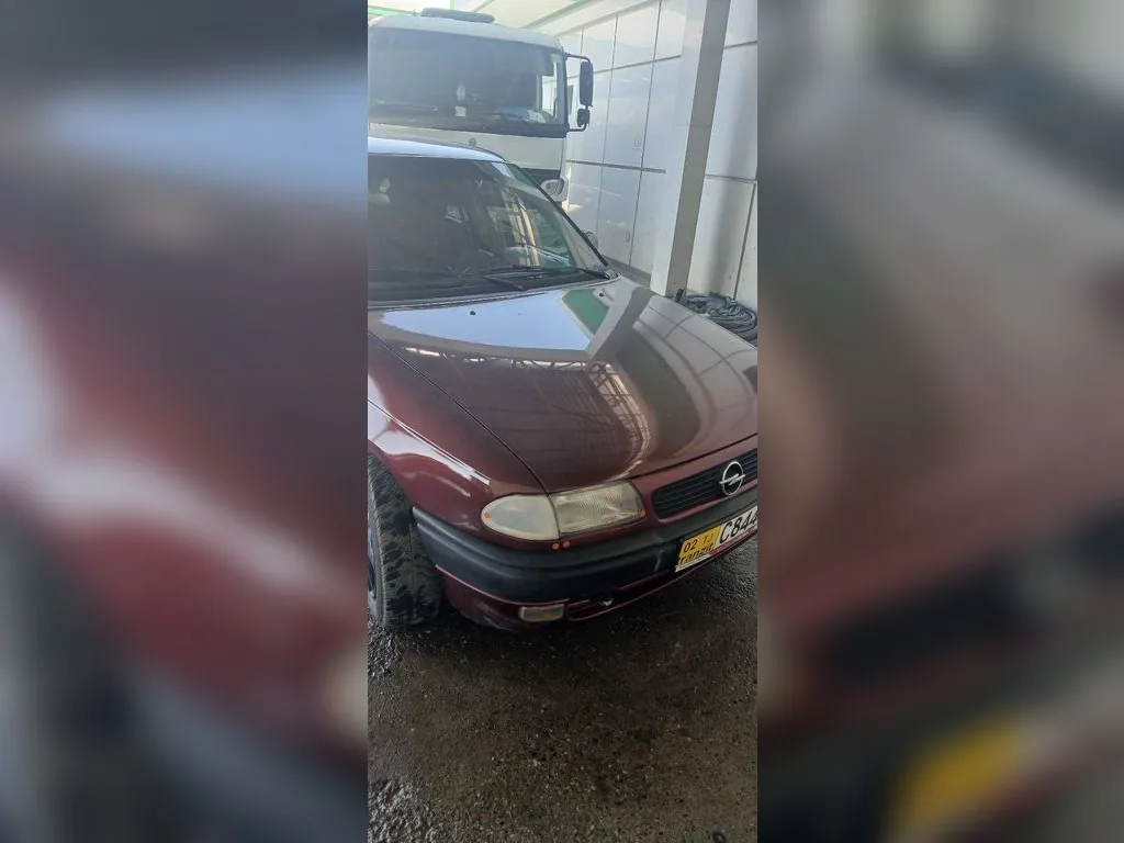 Opel Astra F