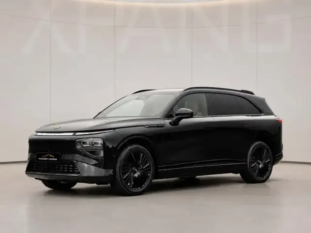 Xpeng G9